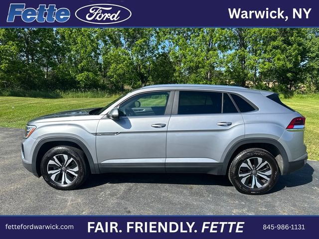 Used 2024 Volkswagen Atlas Cross Sport SE AWD/4WD image 13