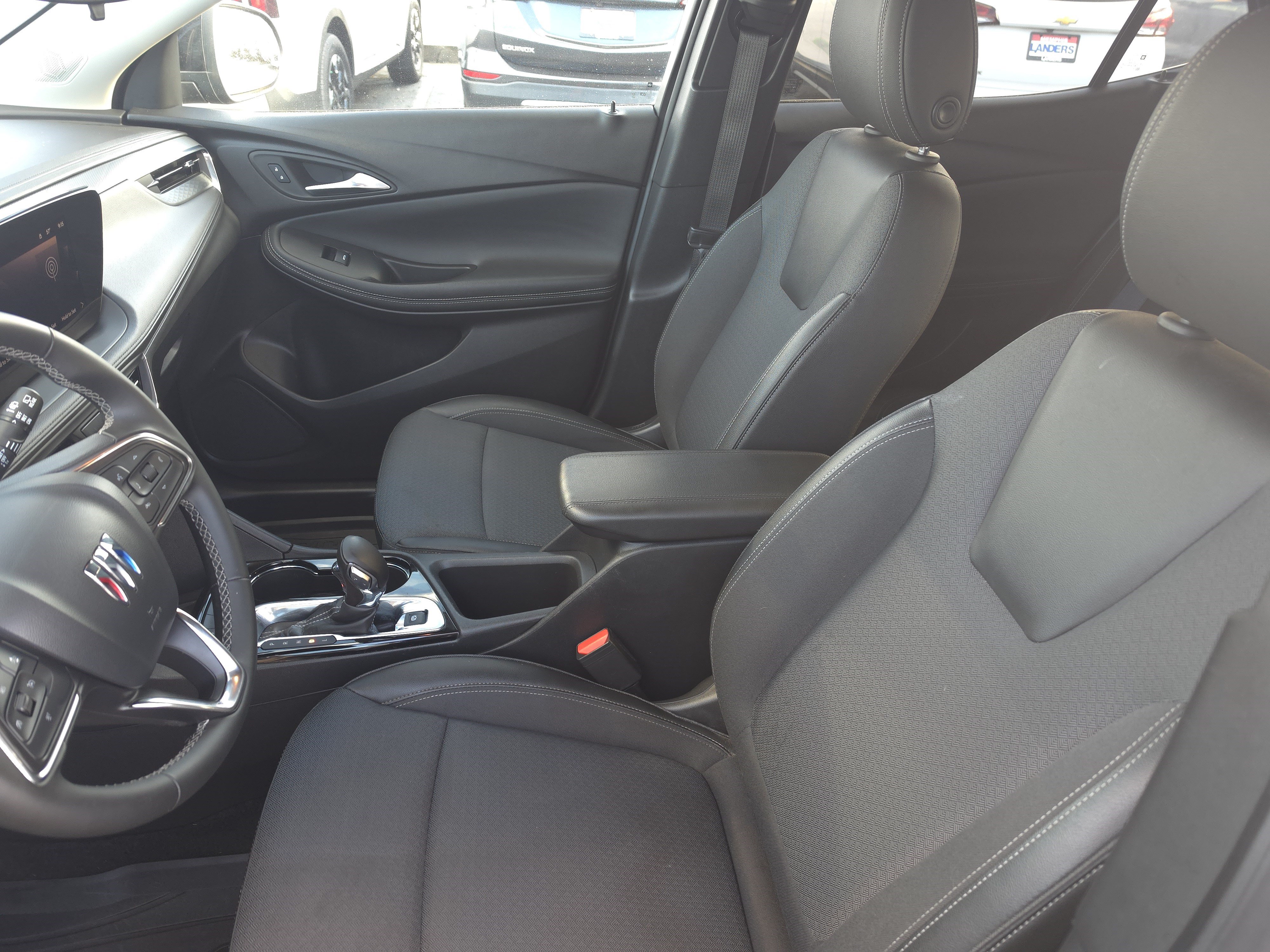 Used 2025 Buick Encore GX Preferred w/ Advanced Technology Package FWD image 16