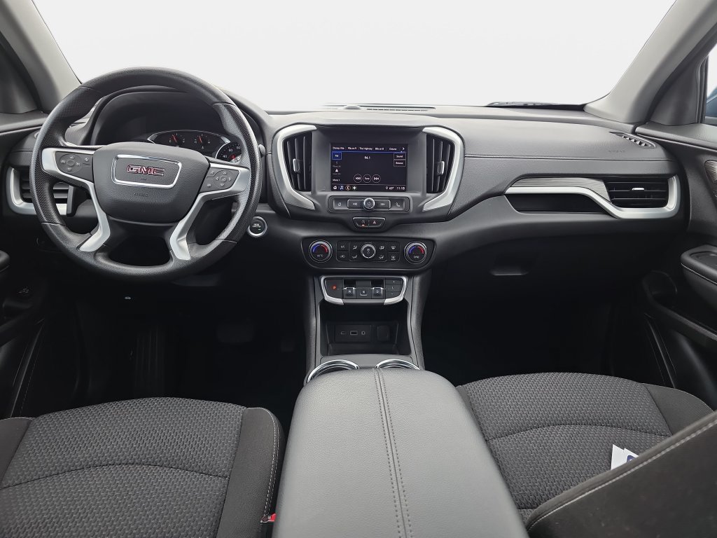 Used 2024 GMC Terrain SLE w/ Driver Convenience Package AWD/4WD image 9