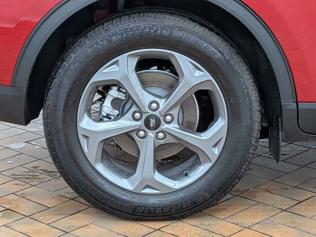 Certified 2025 Ford Escape ST-Line w/ Equipment Group 301A image 9