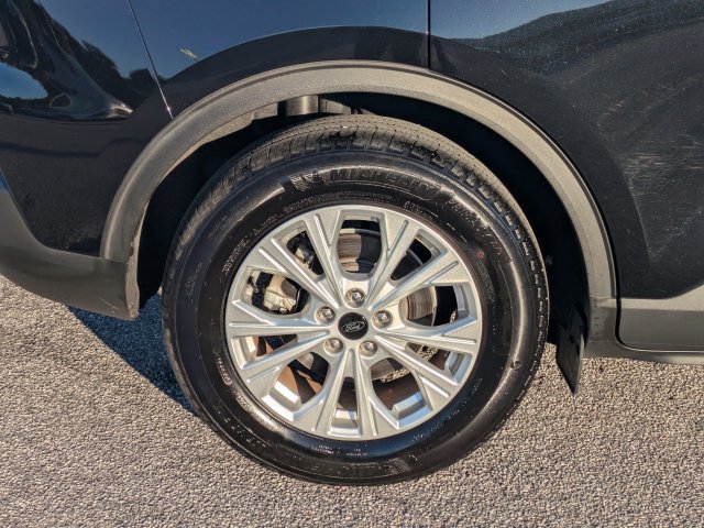 Certified 2024 Ford Escape Active FWD image 11