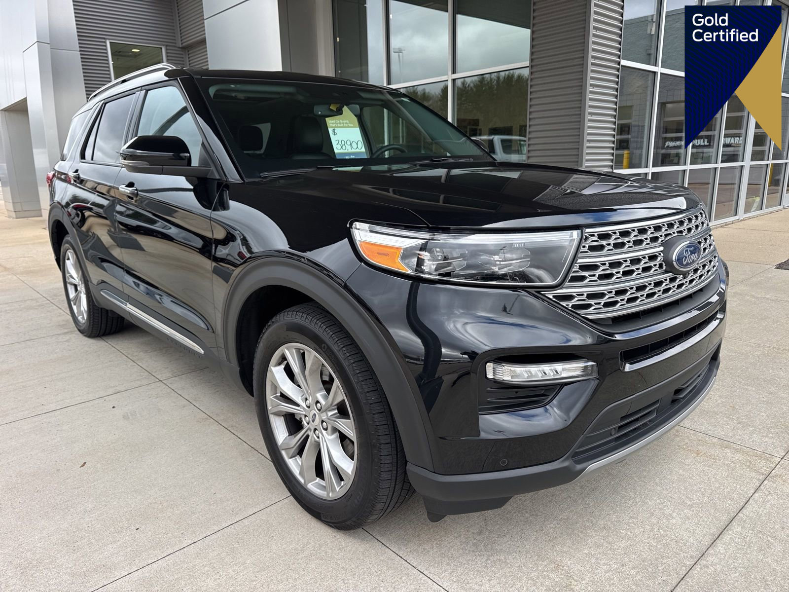 Certified 2024 Ford Explorer Limited w/ Limited Technology Package