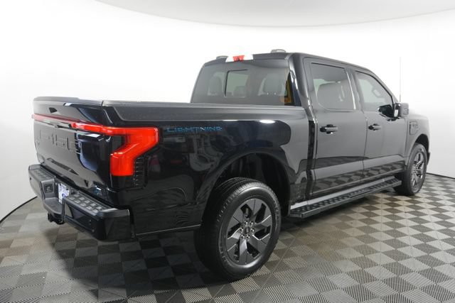 Certified 2023 Ford F150 Lightning Lariat w/ Tow Technology Package AWD/4WD image 3