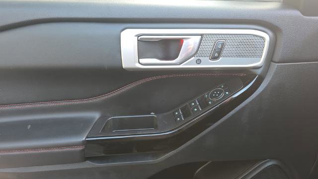 Certified 2023 Ford Explorer ST-Line w/ Class IV Trailer Tow Package image 15