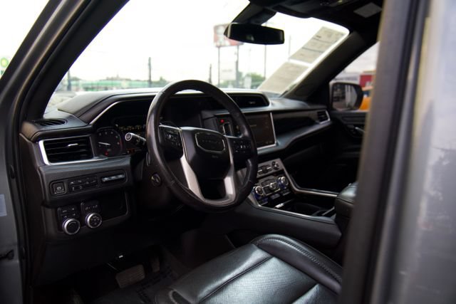 Used 2021 GMC Yukon Denali AWD/4WD image 15