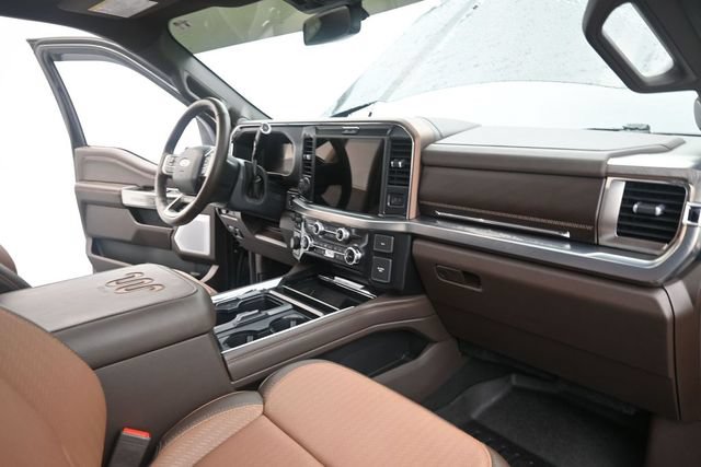 Certified 2025 Ford F350 King Ranch w/ Chrome Package AWD/4WD image 32