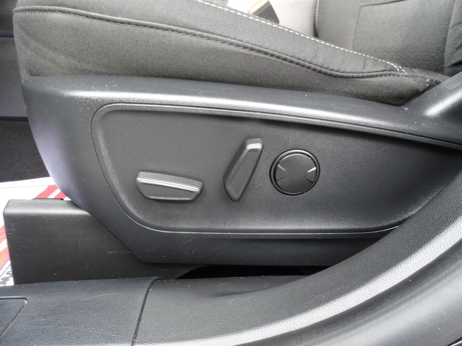 Certified 2024 Ford Escape Active AWD/4WD image 12