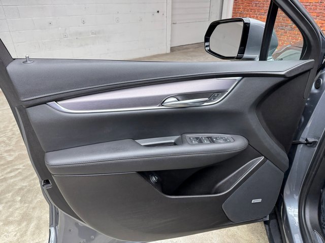 Used 2022 Cadillac XT5 Luxury image 11