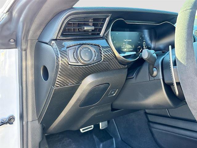 Certified 2022 Ford Mustang Shelby GT500 w/ Carbon Fiber Track Pack RWD image 11