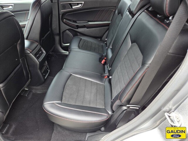 Certified 2023 Ford Edge ST-Line AWD/4WD image 12