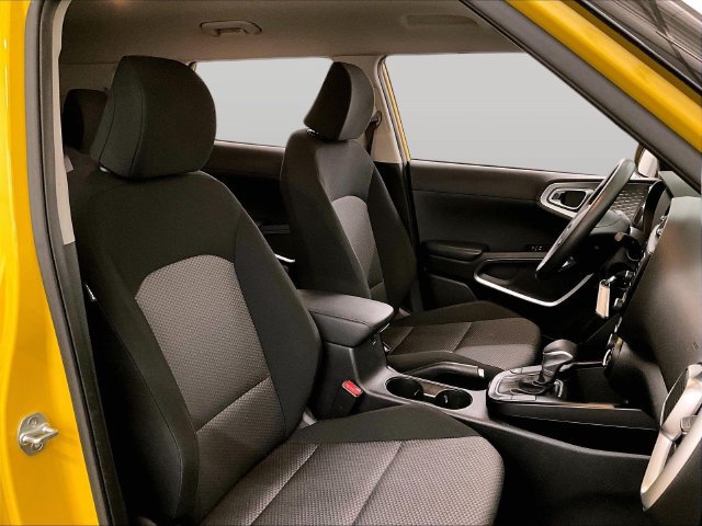 Used 2020 Kia Soul LX FWD image 7