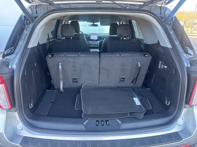 Certified 2023 Ford Explorer XLT w/ Equipment Group 202A image 10