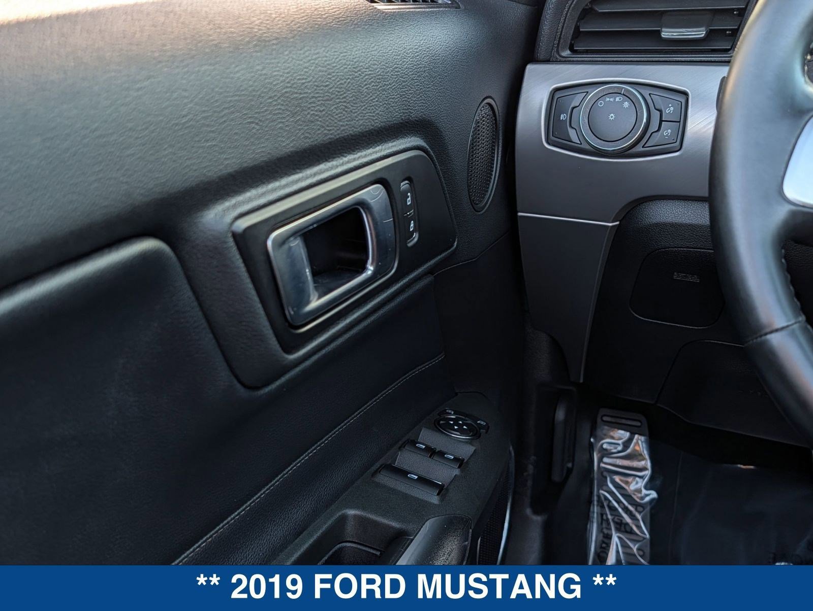 Certified 2019 Ford Mustang Premium image 19