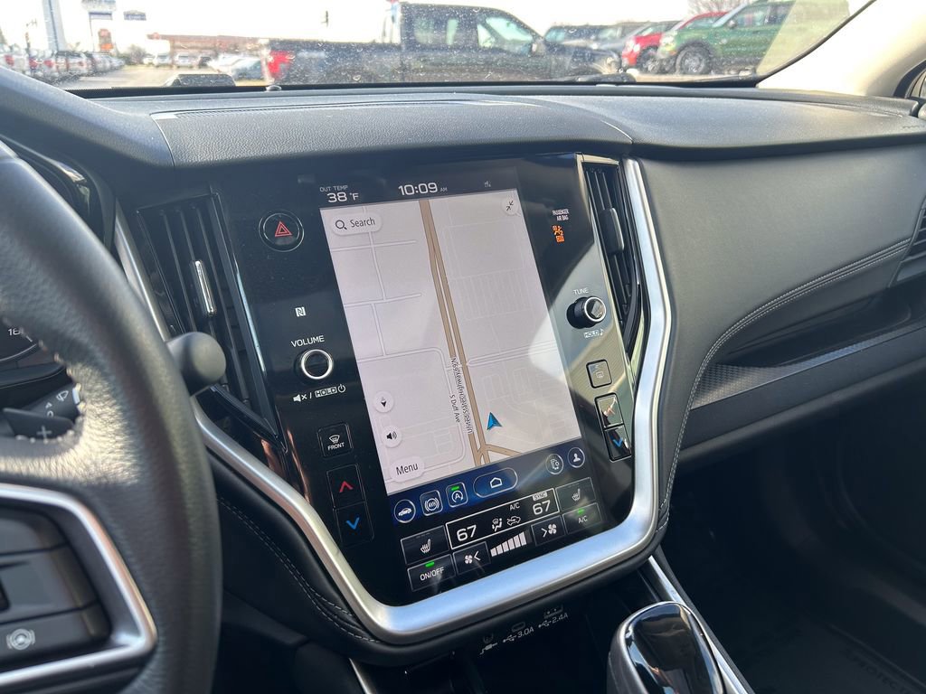 Used 2025 Subaru Outback Premium image 25