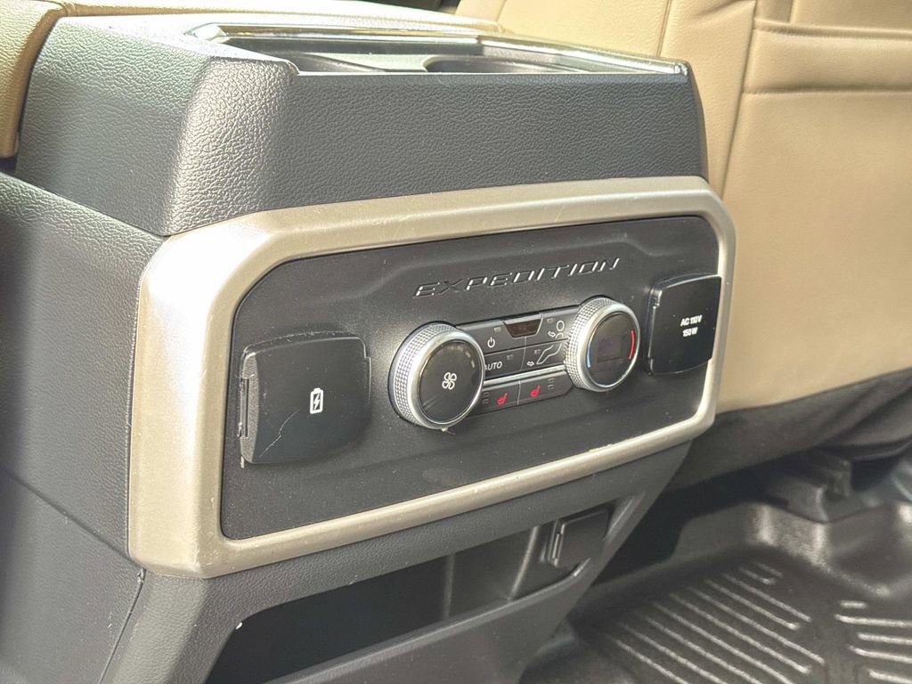 Certified 2022 Ford Expedition Limited RWD image 26