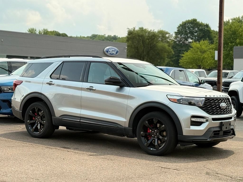 Certified 2024 Ford Explorer ST w/ Technology Package AWD/4WD image 30