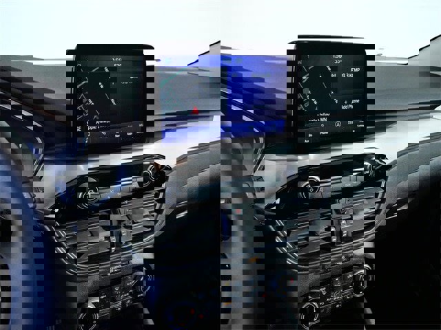 Certified 2022 Ford Escape Titanium w/ Class II Trailer Tow Package image 19