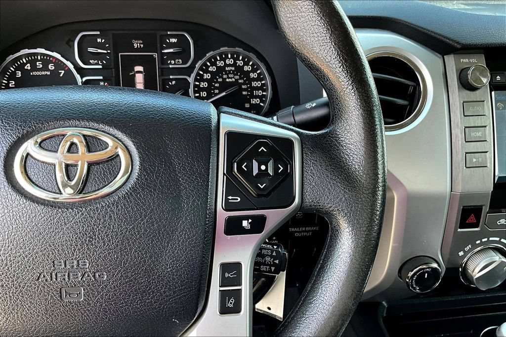 Used 2018 Toyota Tundra SR5 w/ SR5 Upgrade Package AWD/4WD image 15