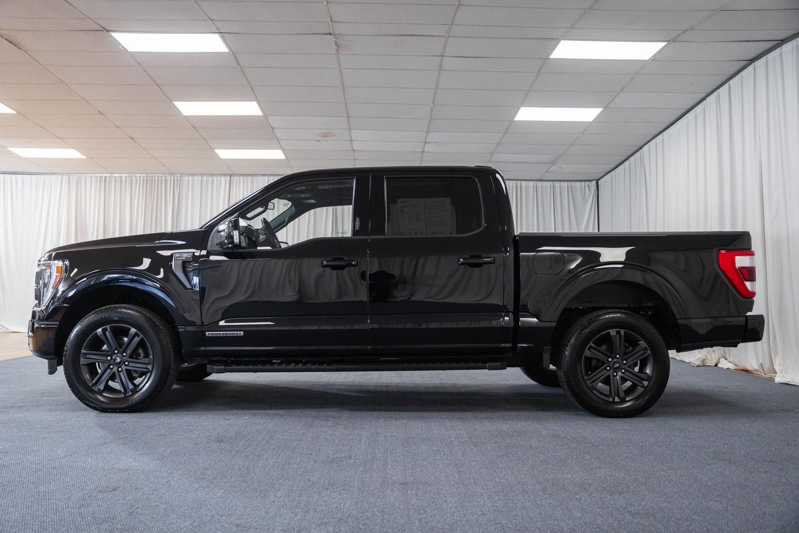 Certified 2023 Ford F150 Lariat w/ Equipment Group 502A High image 5