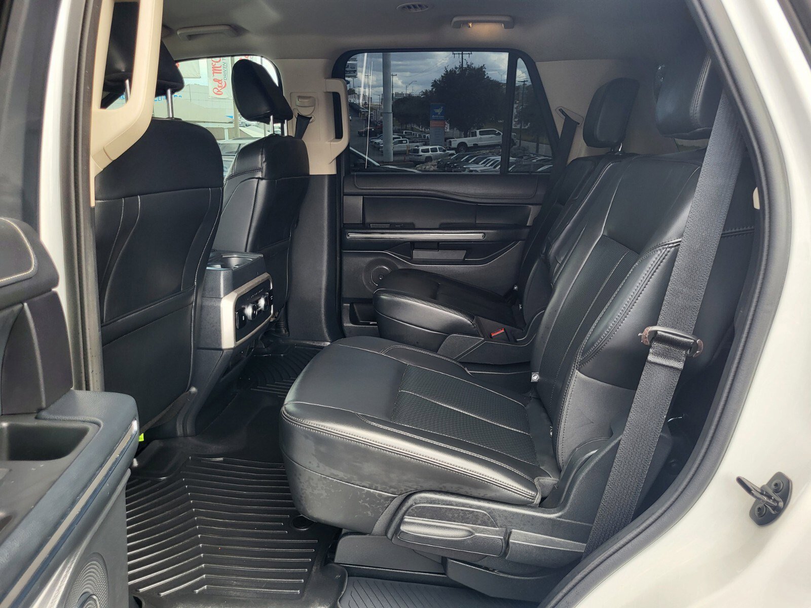 Certified 2023 Ford Expedition XLT RWD image 17