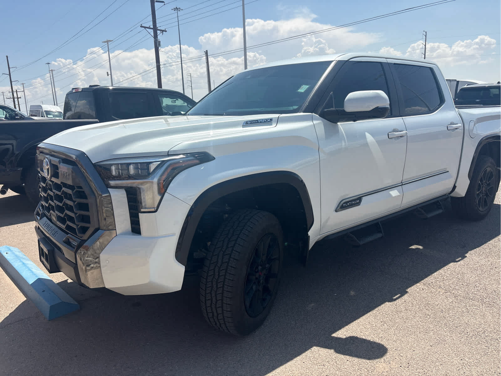Used 2026 Toyota Tundra Platinum w/ TRD Off-Road Package AWD/4WD image 19