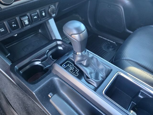Used 2020 Toyota Tacoma TRD Off-Road w/ TRD Premium Off Road Package AWD/4WD image 14