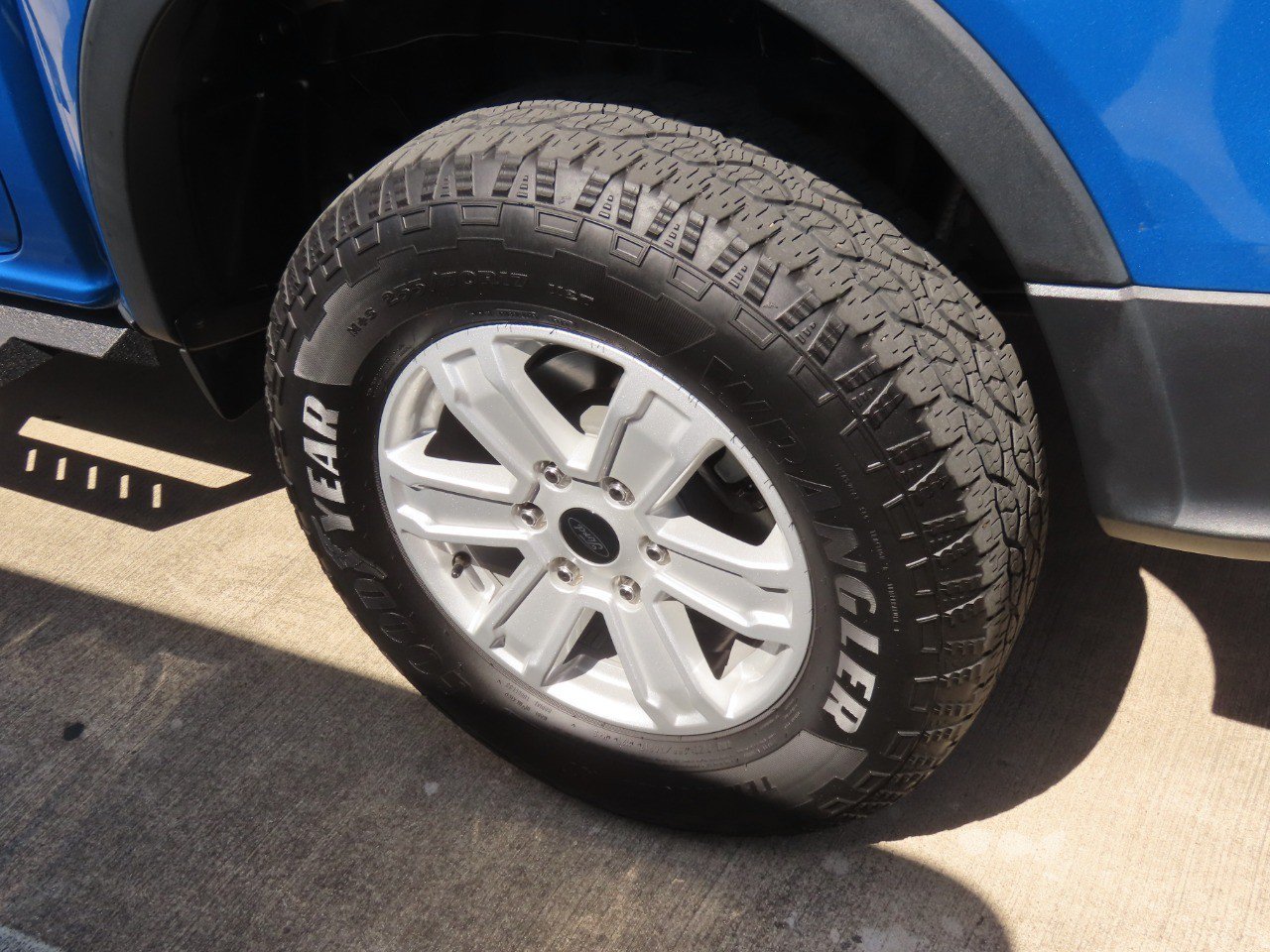 Certified 2024 Ford Ranger XL RWD image 16
