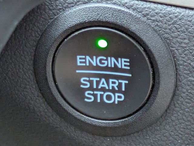 Certified 2022 Ford Escape SEL image 29