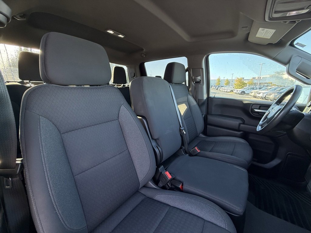 Used 2022 Chevrolet Silverado 1500 Custom image 30