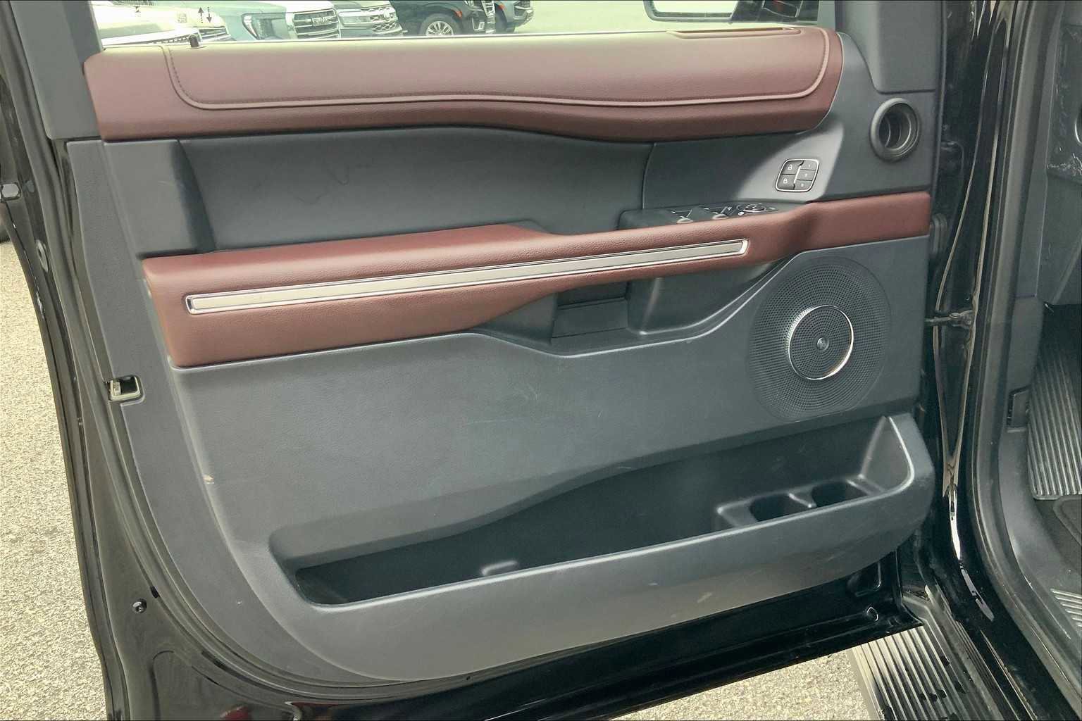 Certified 2024 Ford Expedition Max Limited image 21