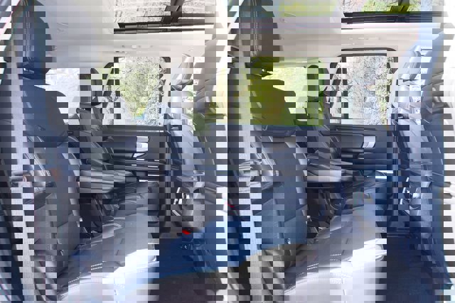 Certified 2025 Ford Expedition Platinum image 13