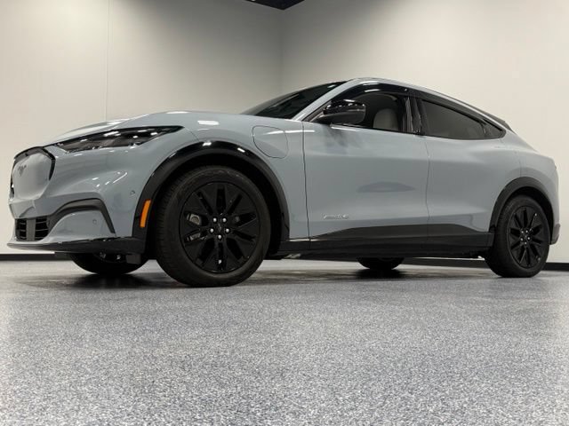 Certified 2024 Ford Mustang Mach-E Premium AWD/4WD image 5