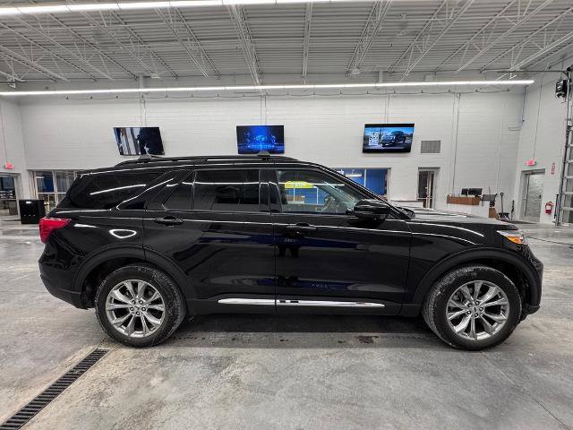 Certified 2023 Ford Explorer XLT w/ Equipment Group 202A image 2