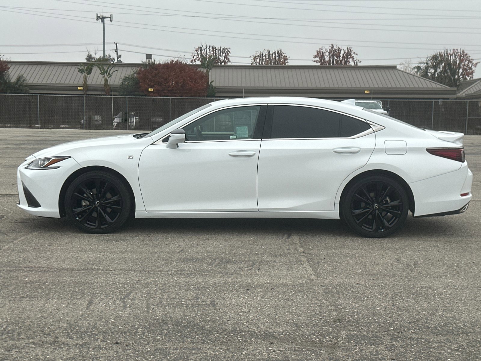 Used 2023 Lexus ES 350 F Sport image 7