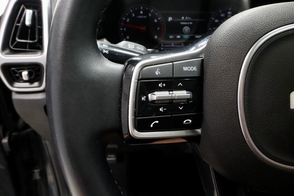 Used 2023 Kia Sorento S w/ Panoramic Sunroof Package FWD image 28