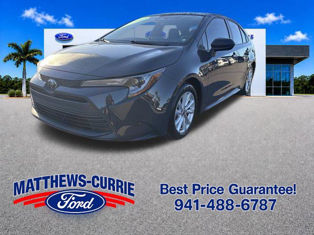 Used 2025 Toyota Corolla LE w/ LE Premium Package FWD image 7
