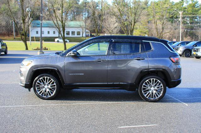 Used 2022 Jeep Compass Limited w/ Elite Group AWD/4WD image 8