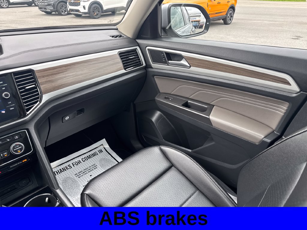Used 2022 Volkswagen Atlas SEL AWD/4WD image 11