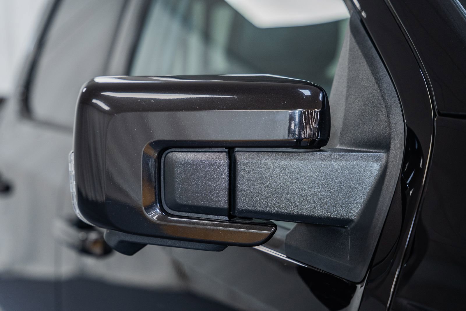 Certified 2023 Ford F150 Platinum w/ Equipment Group 701A High image 21