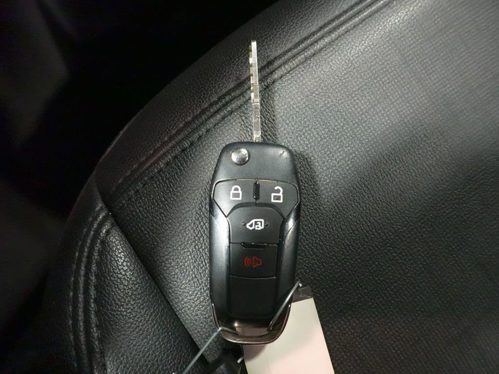 Certified 2022 Ford Transit Connect XL image 16