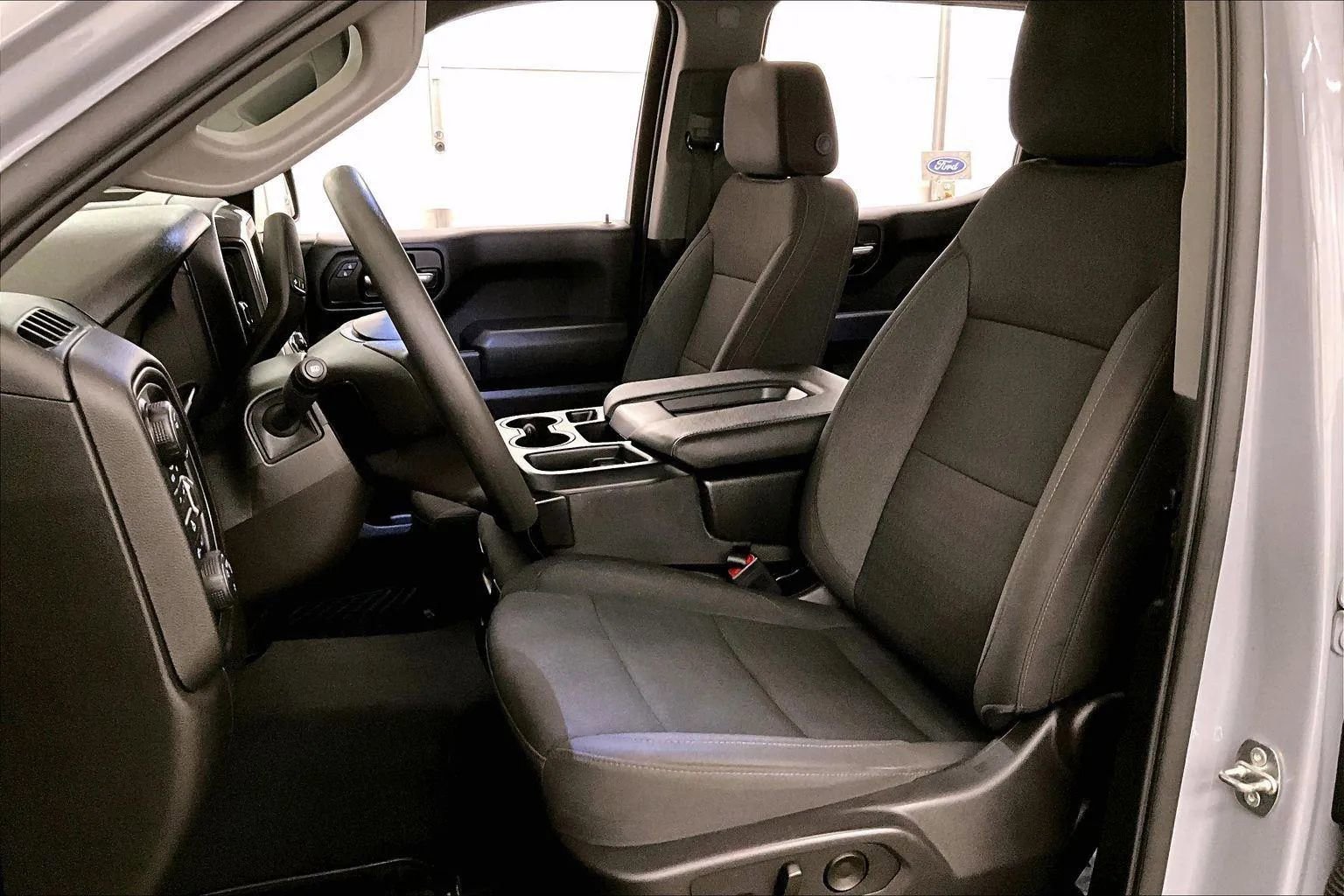 Used 2024 Chevrolet Silverado 1500 Custom image 24