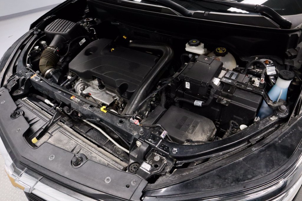 Used 2024 Chevrolet Equinox LT w/ LPO, Floor Liner Package AWD/4WD image 17