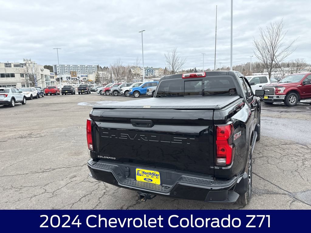 Used 2024 Chevrolet Colorado Z71 w/ Z71 Convenience Package 2 image 3