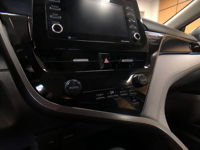 Used 2021 Toyota Camry SE AWD/4WD image 17