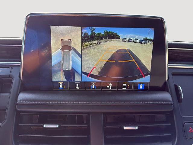 Used 2023 Chevrolet Suburban Z71 w/ Luxury Package image 26