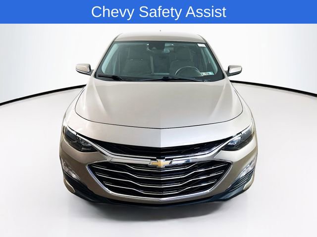 Used 2024 Chevrolet Malibu LT FWD image 2