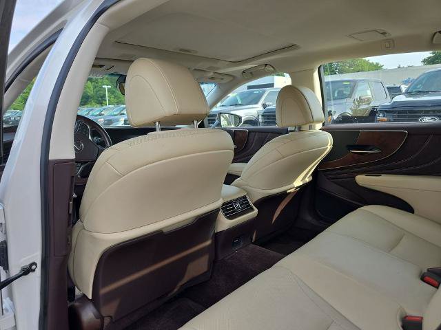 Used 2018 Lexus LS 500 AWD w/ Accessory Package (Z1) image 18