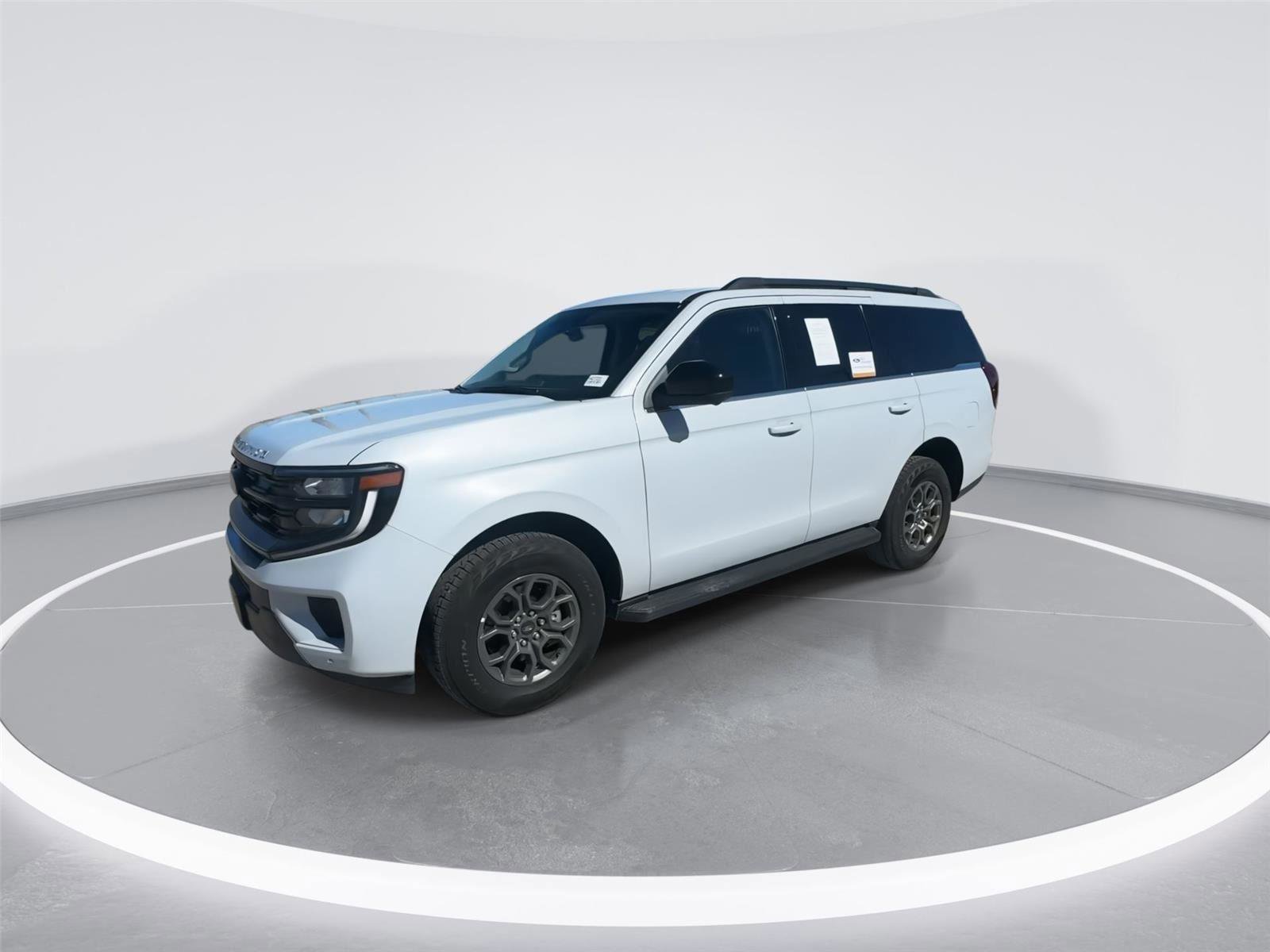 Certified 2025 Ford Expedition Active image 8