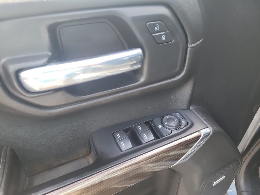 Used 2021 Chevrolet Silverado 1500 LT Trail Boss w/ Convenience Package II AWD/4WD image 15