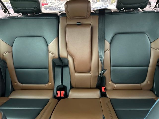 Certified 2021 Ford Bronco Outer Banks w/ Sasquatch Package AWD/4WD image 12